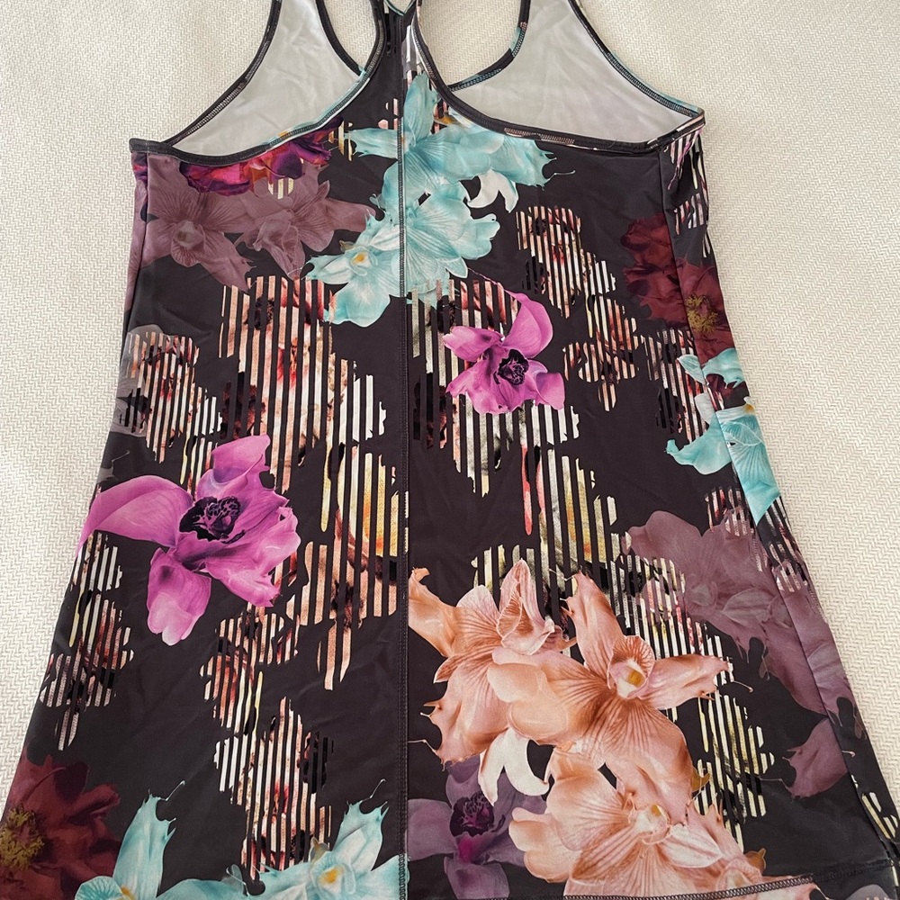 Floral Yoga Tank - Picture 3 of 3